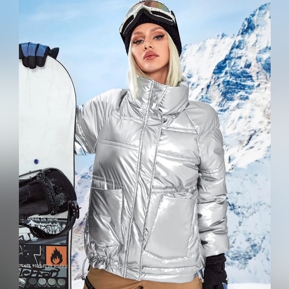 🐰☃️ DONATED Silver Puffer Coat Worn Once - Picture 1 of 6